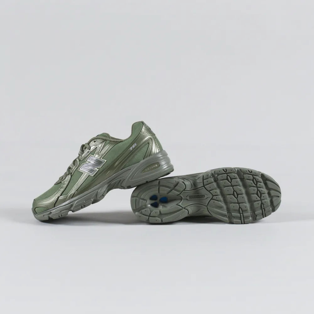 Zapatillas New Balance 740 "Dark Olivine"